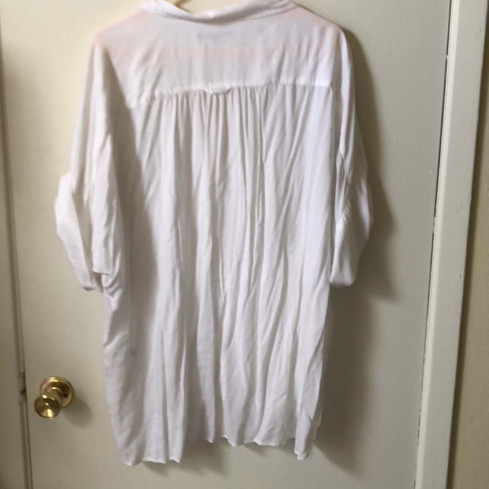 Gap White Soft Short Sleeve Button Down - image 4